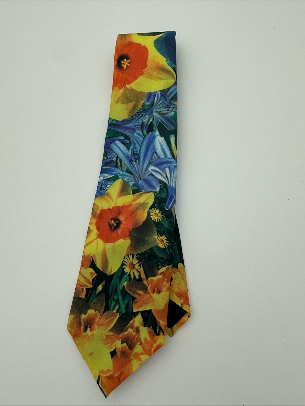 Floral Men’s 100% Silk Tie in Yellow and Blue